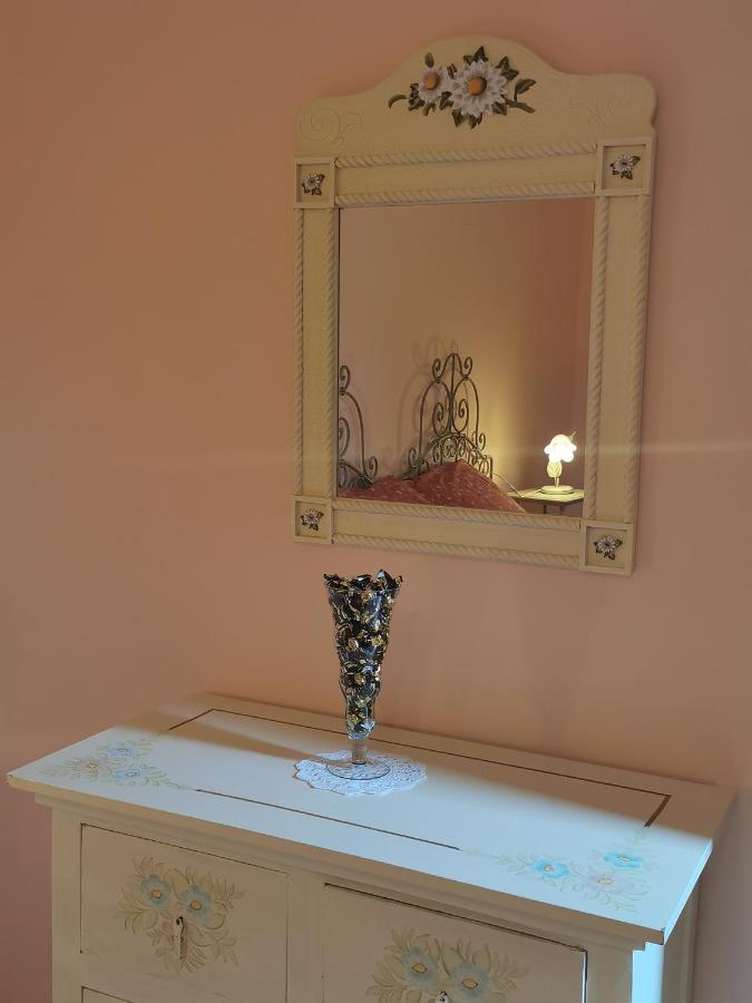 L'Albero Del Cioccolato Bed & Breakfast Pigna Exterior photo